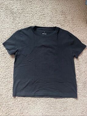 Everlane Black Short Sleeve Crew Neck Tee